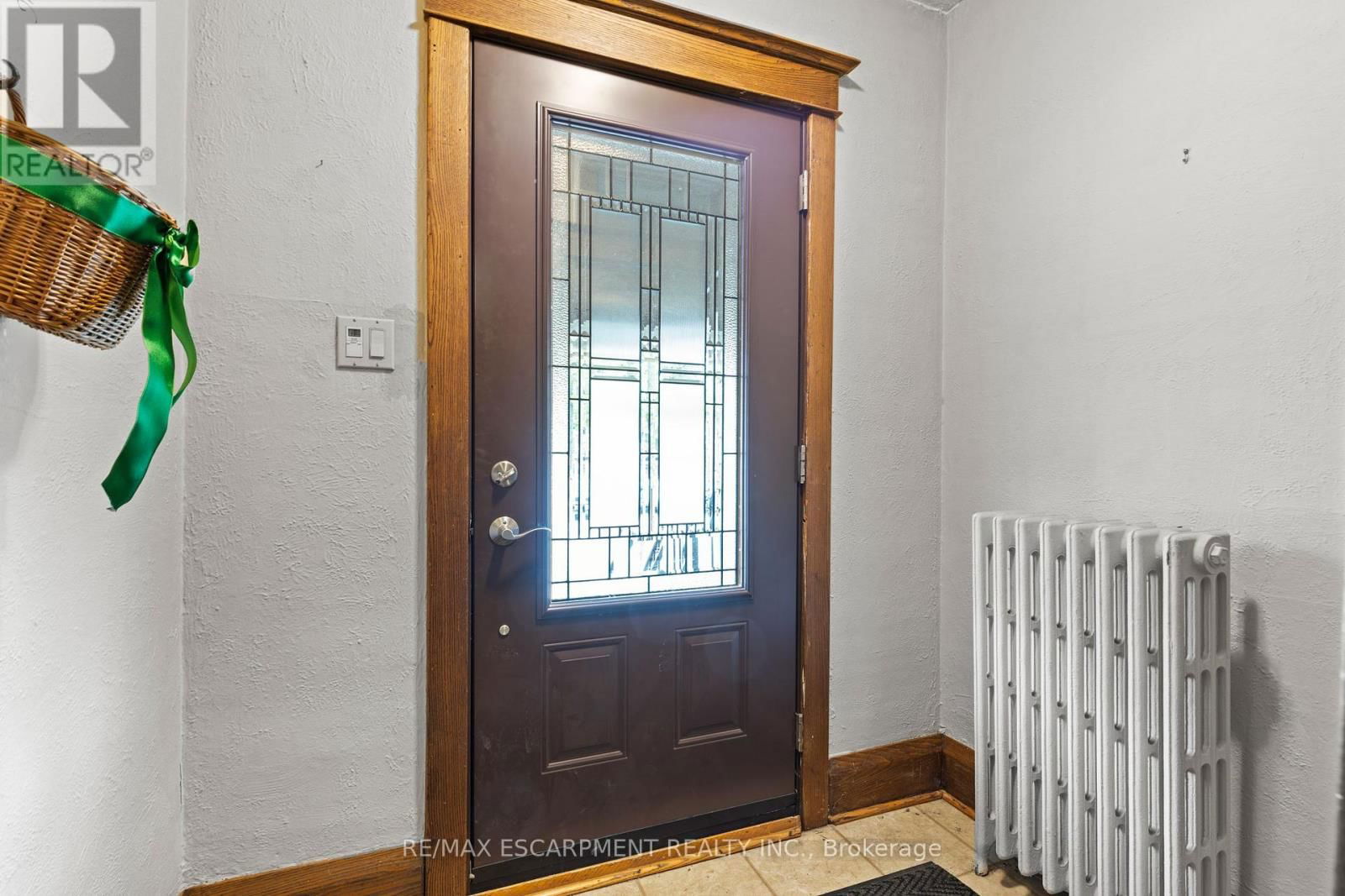 155 BALMORAL AVENUE SOUTH Image 6