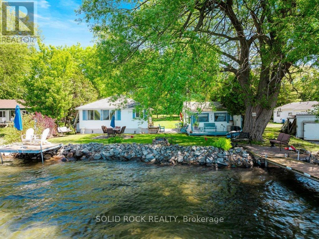 124 BAY LANE Image 1
