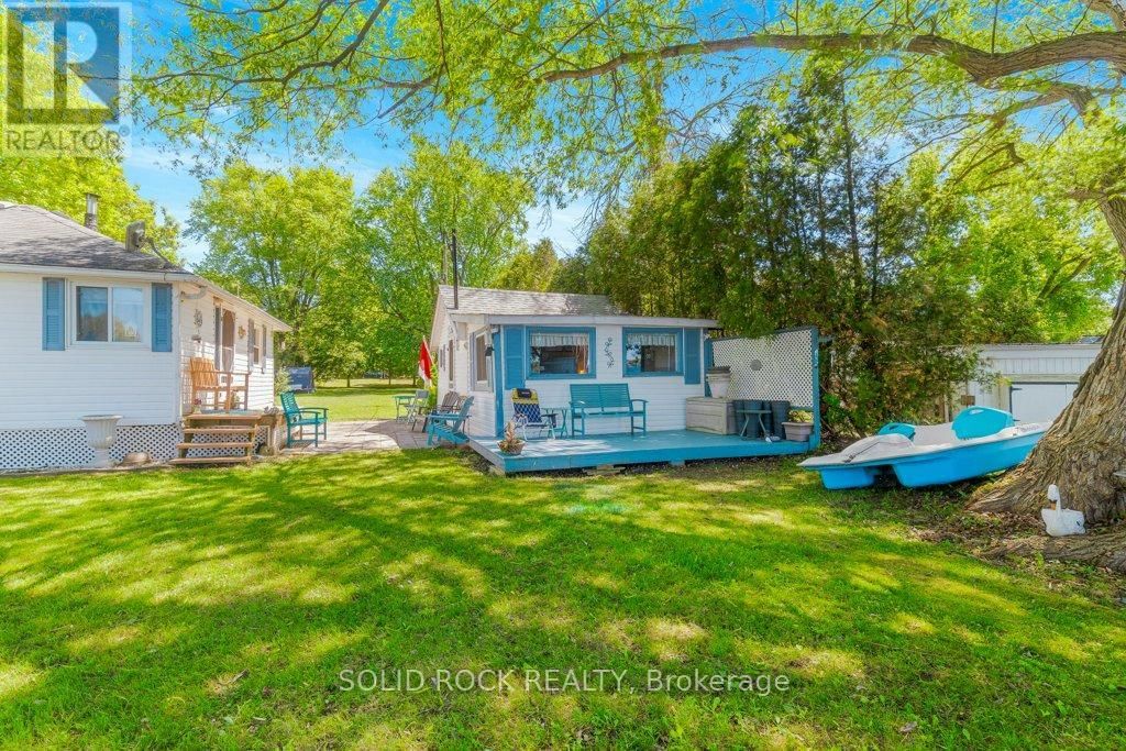 124 BAY LANE Image 28