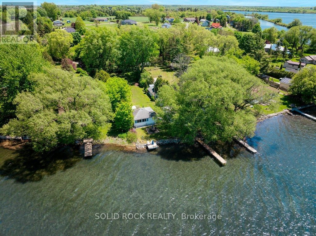 124 BAY LANE Image 6