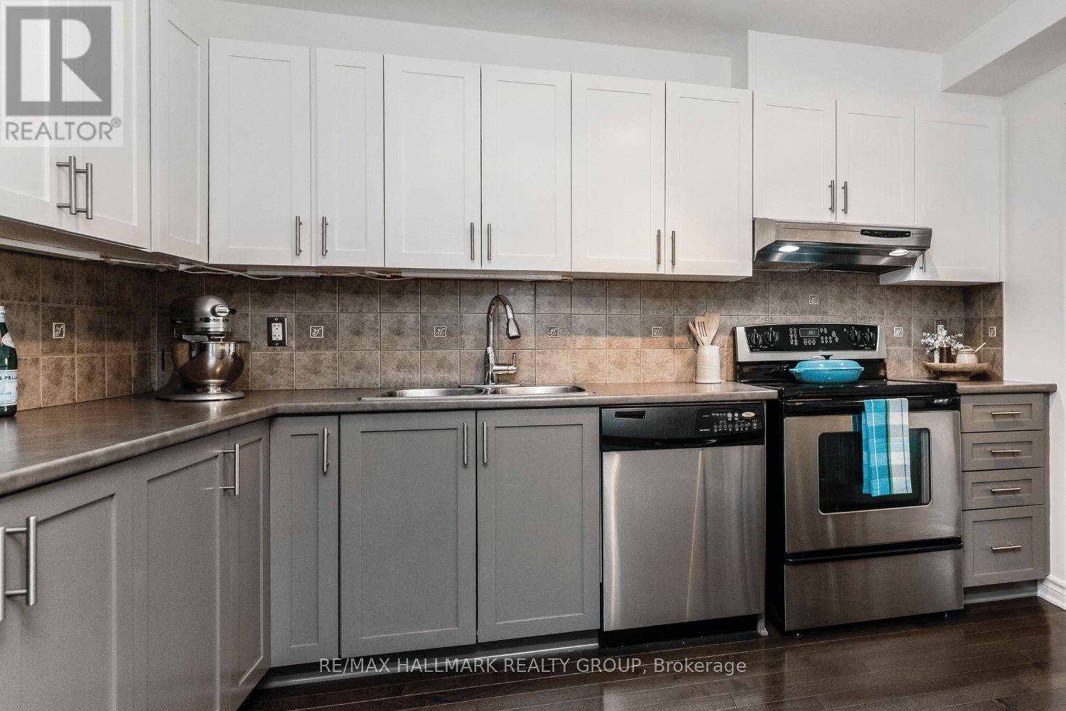59 BRADY AVENUE Image 13