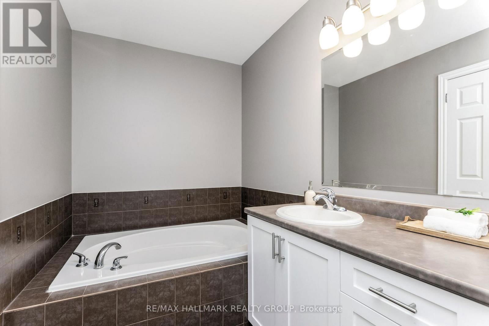 59 BRADY AVENUE Image 20