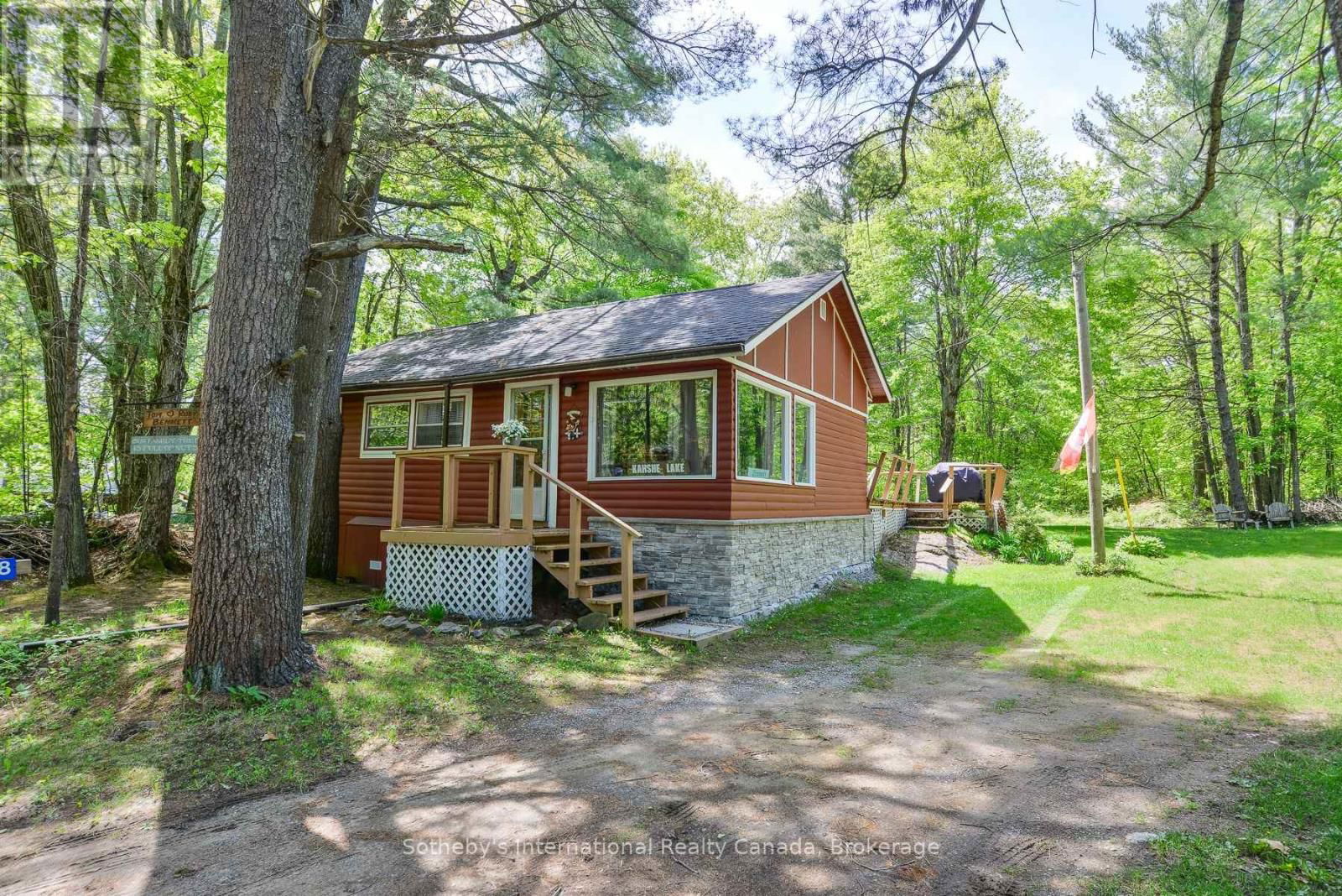 1068 KAHSHE LAKE RD SOUTH Image 1