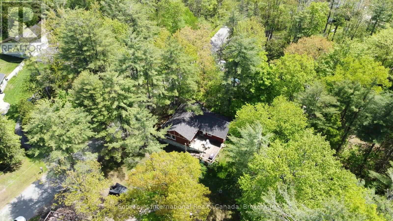1068 KAHSHE LAKE RD SOUTH Image 21