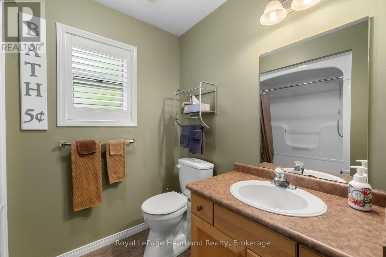 81402 CHAMPLAIN BOULEVARD Image 20