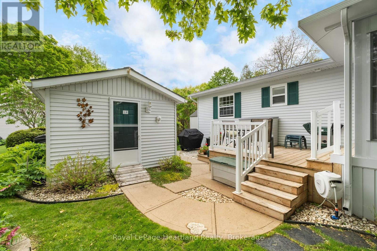 81402 CHAMPLAIN BOULEVARD Image 28