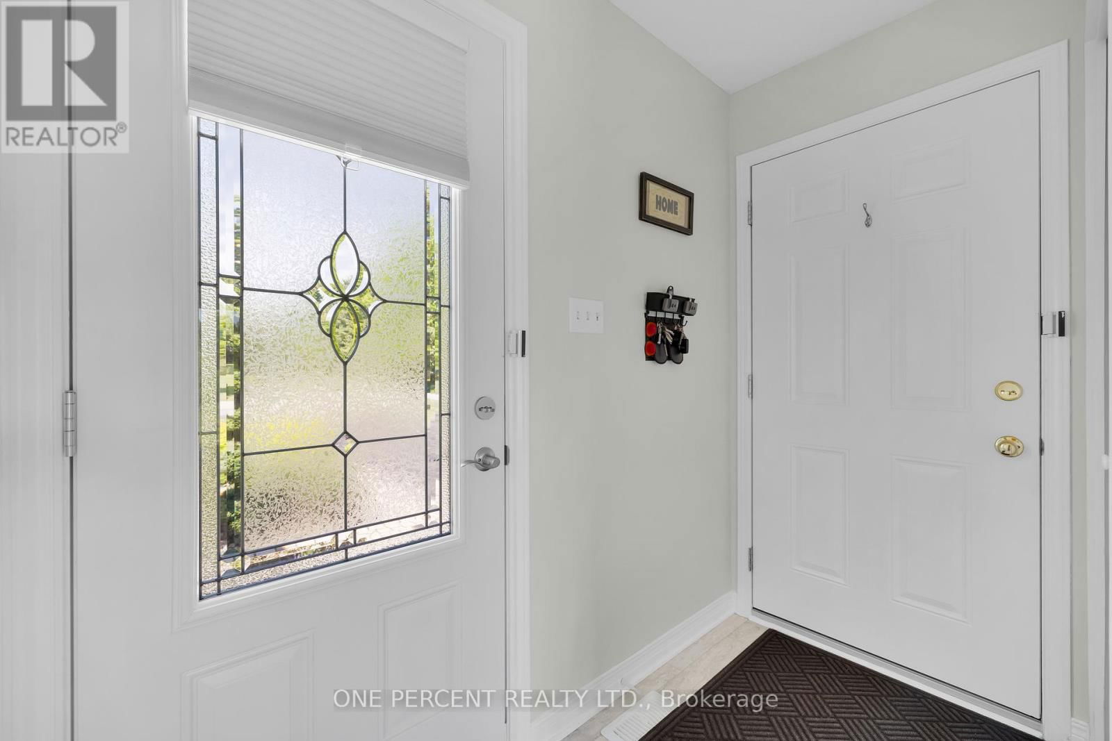 3 AIMEE LANE Image 18