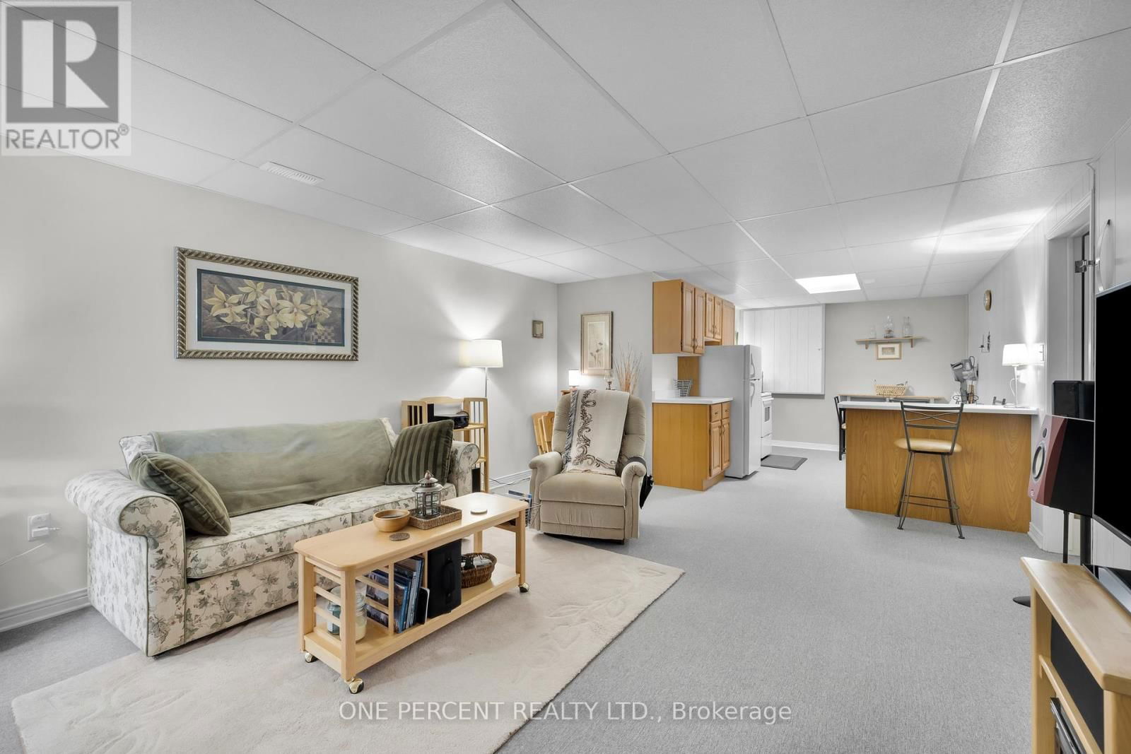 3 AIMEE LANE Image 25