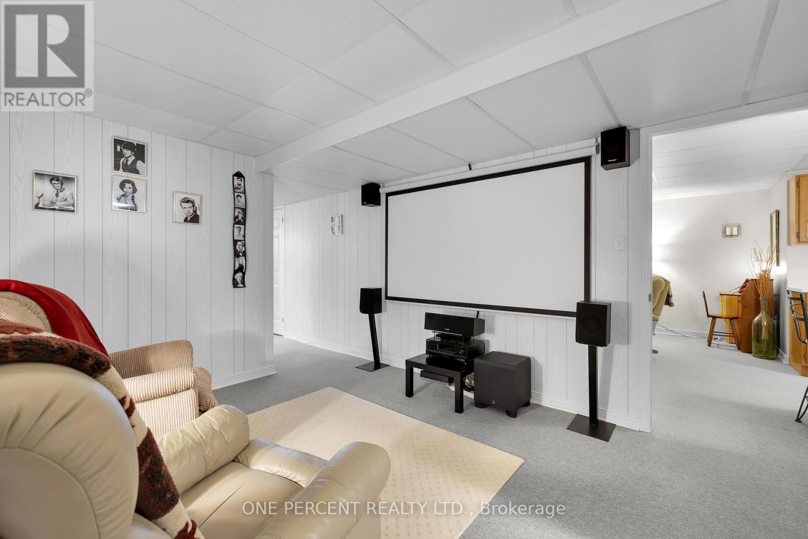 3 AIMEE LANE Image 29