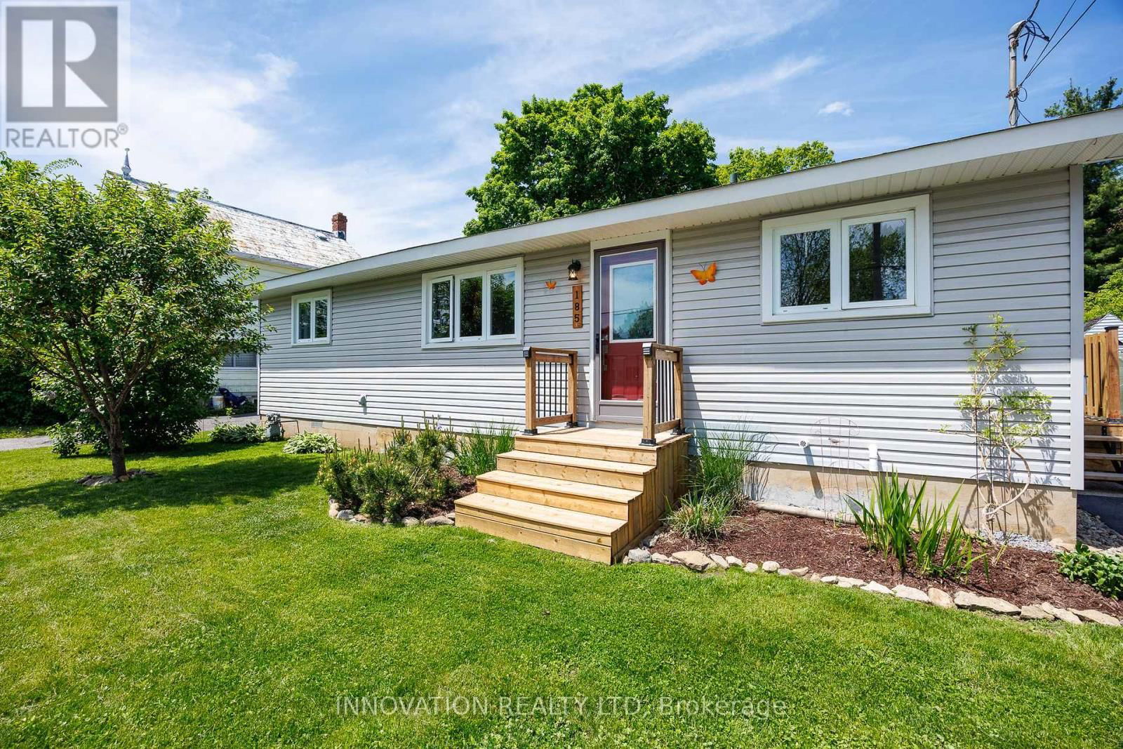 185 MUNRO STREET Image 1