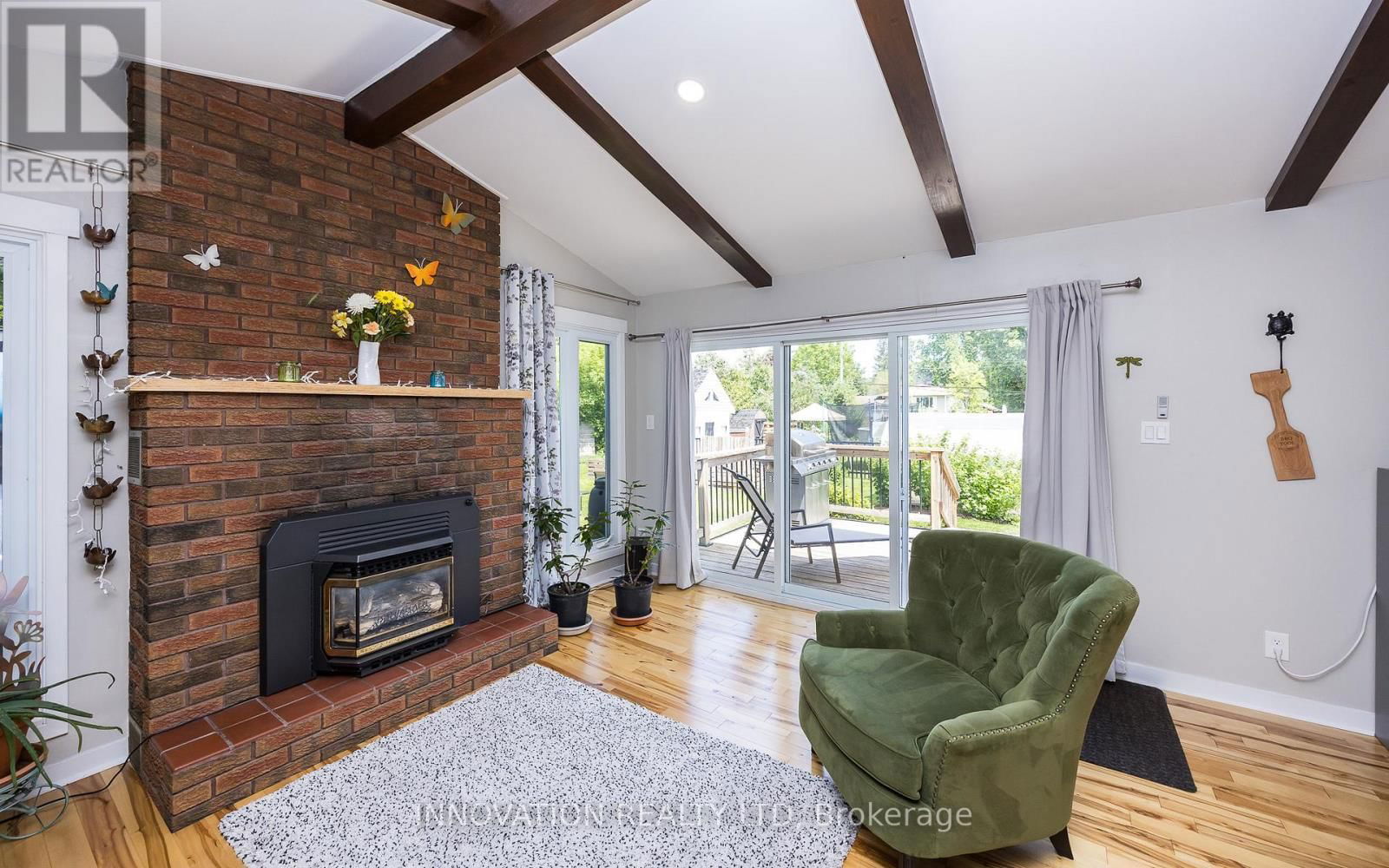 185 MUNRO STREET Image 12