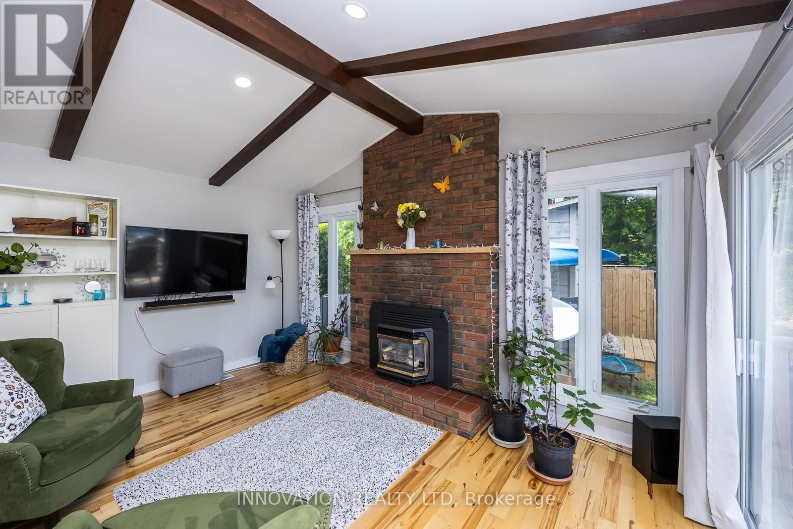 185 MUNRO STREET Image 13