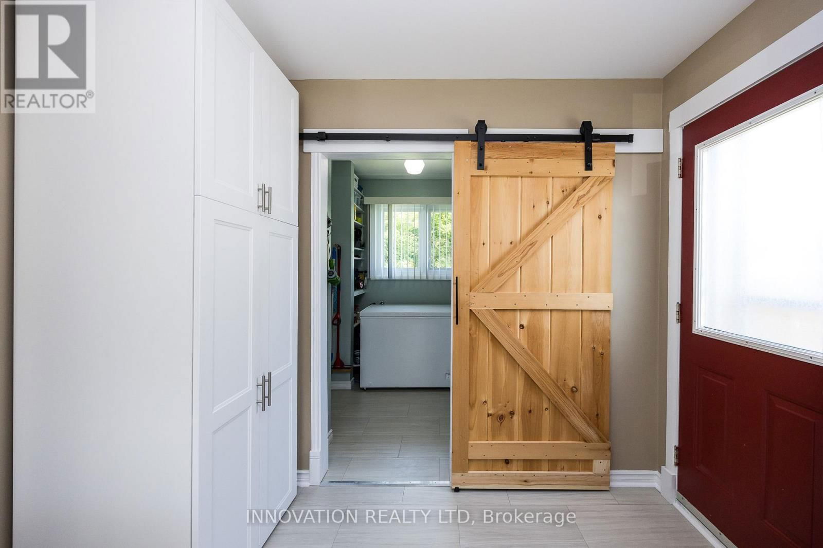 185 MUNRO STREET Image 22