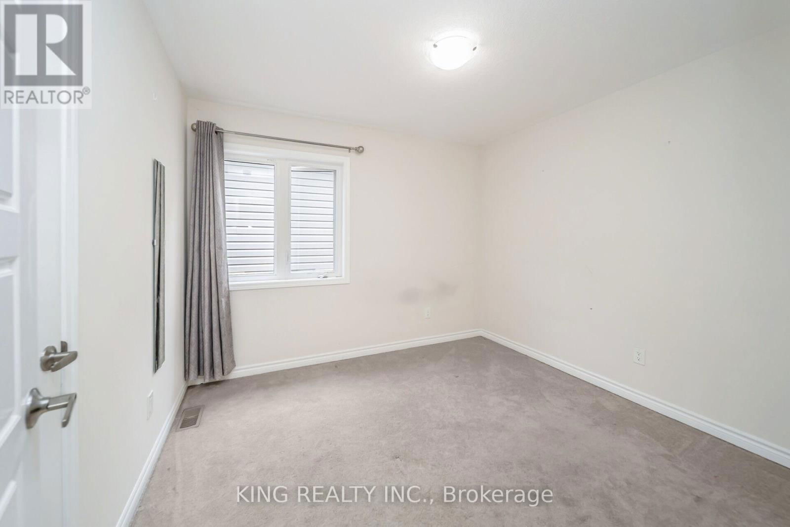 8 POINTER STREET Image 25
