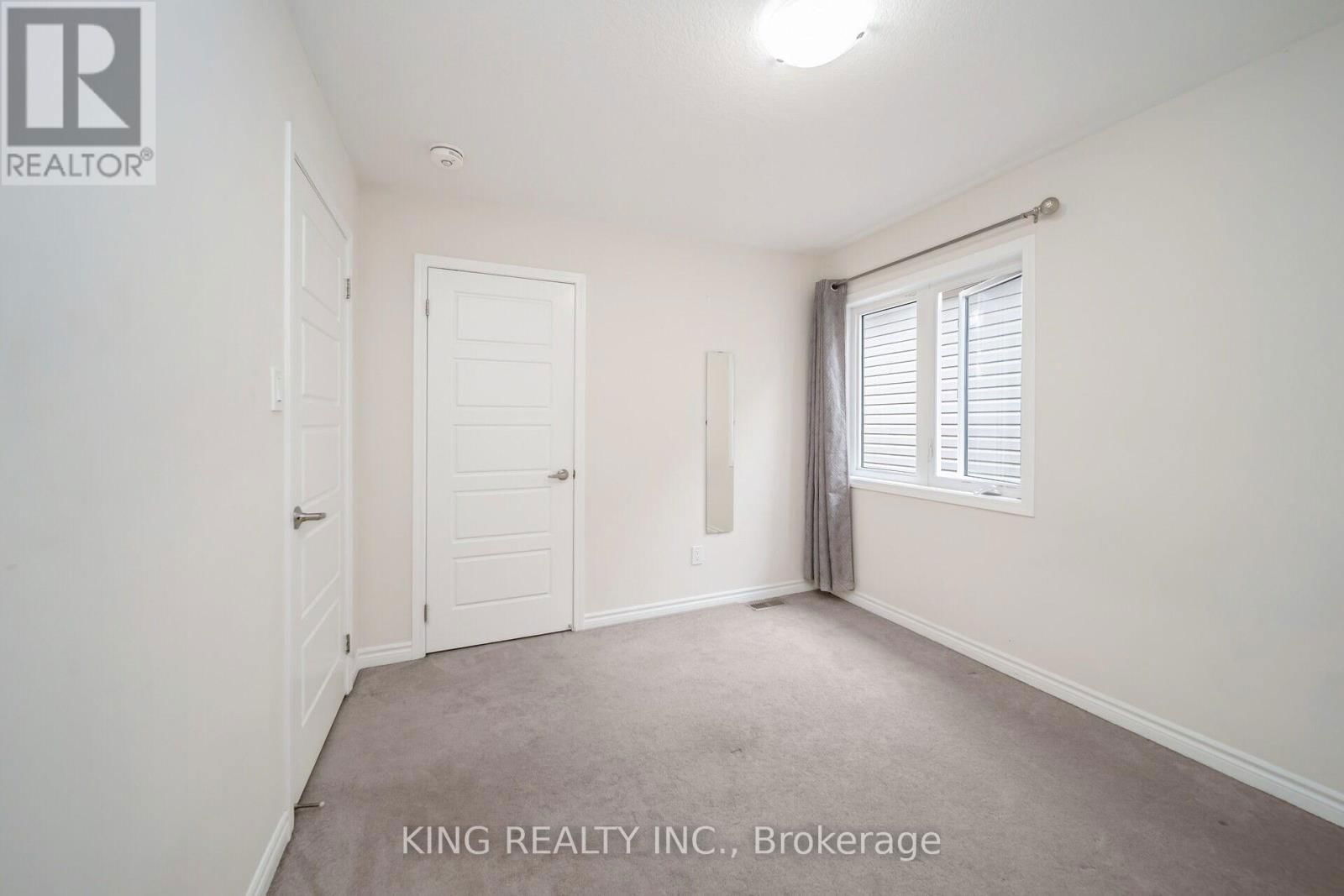 8 POINTER STREET Image 26