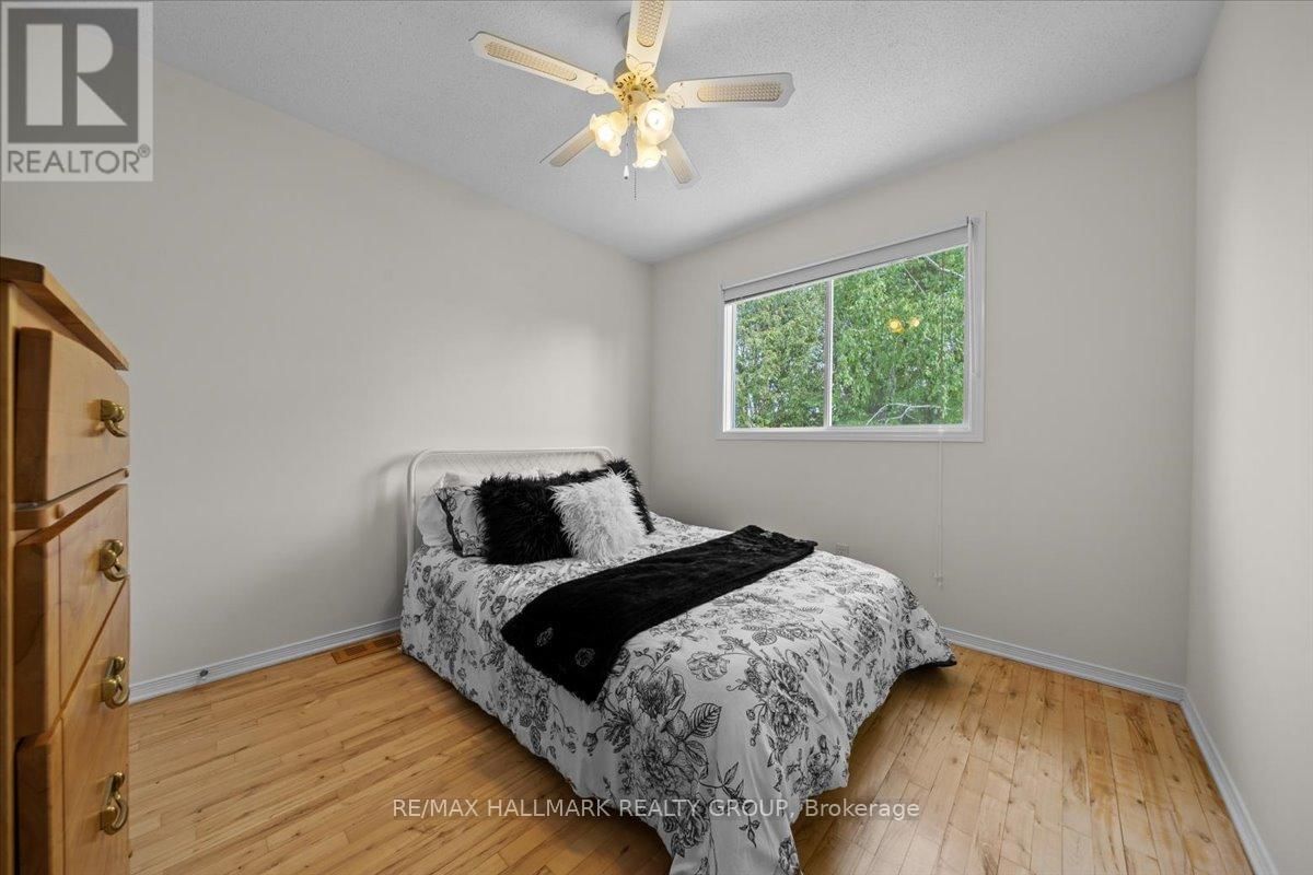 3 CRANTHAM CRESCENT Image 27