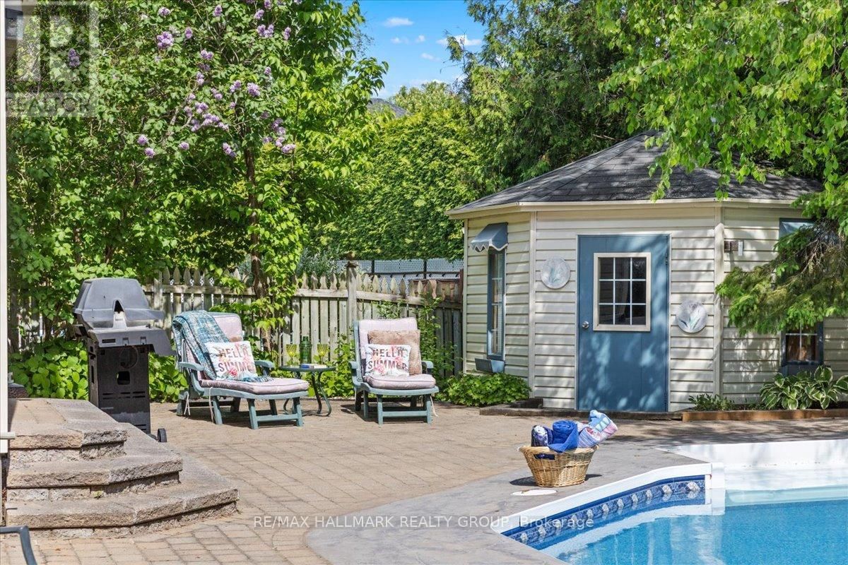 3 CRANTHAM CRESCENT Image 37