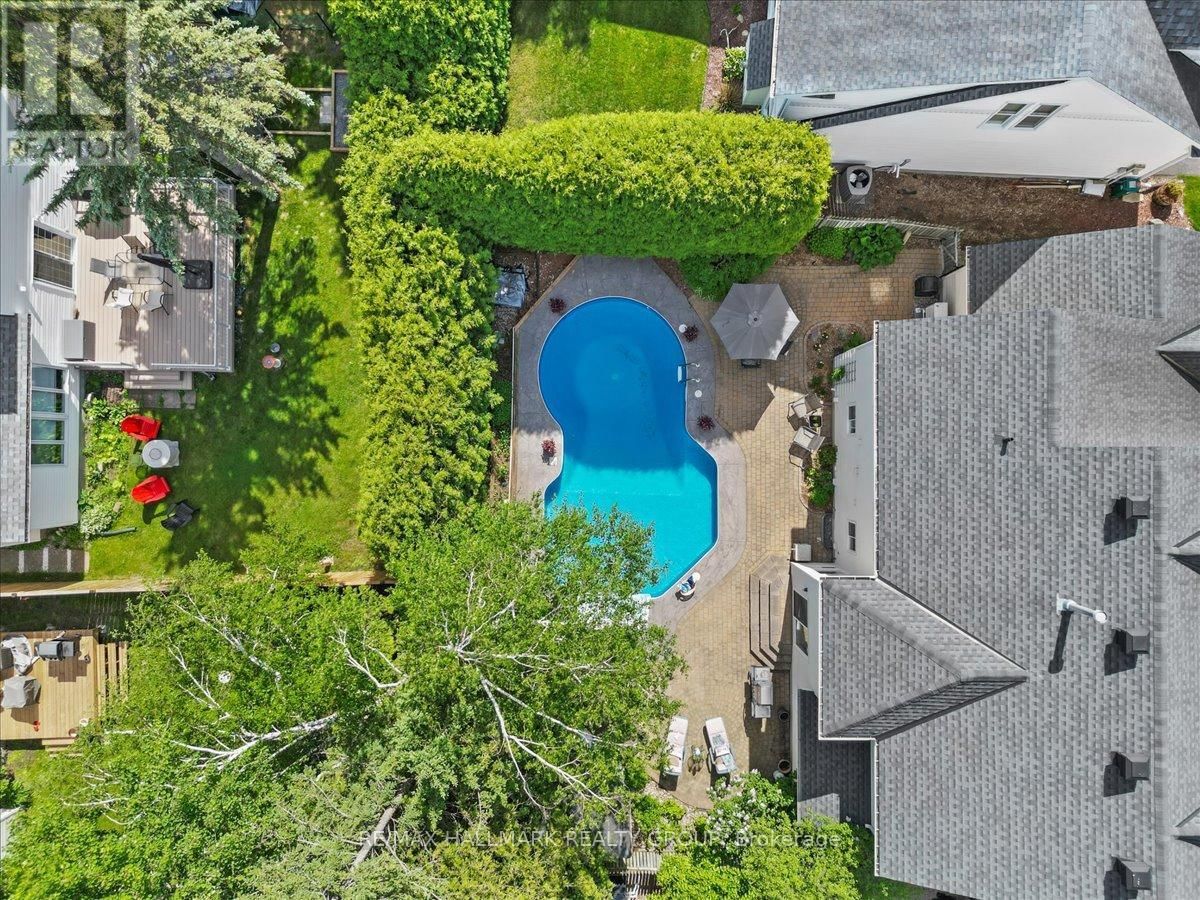 3 CRANTHAM CRESCENT Image 41