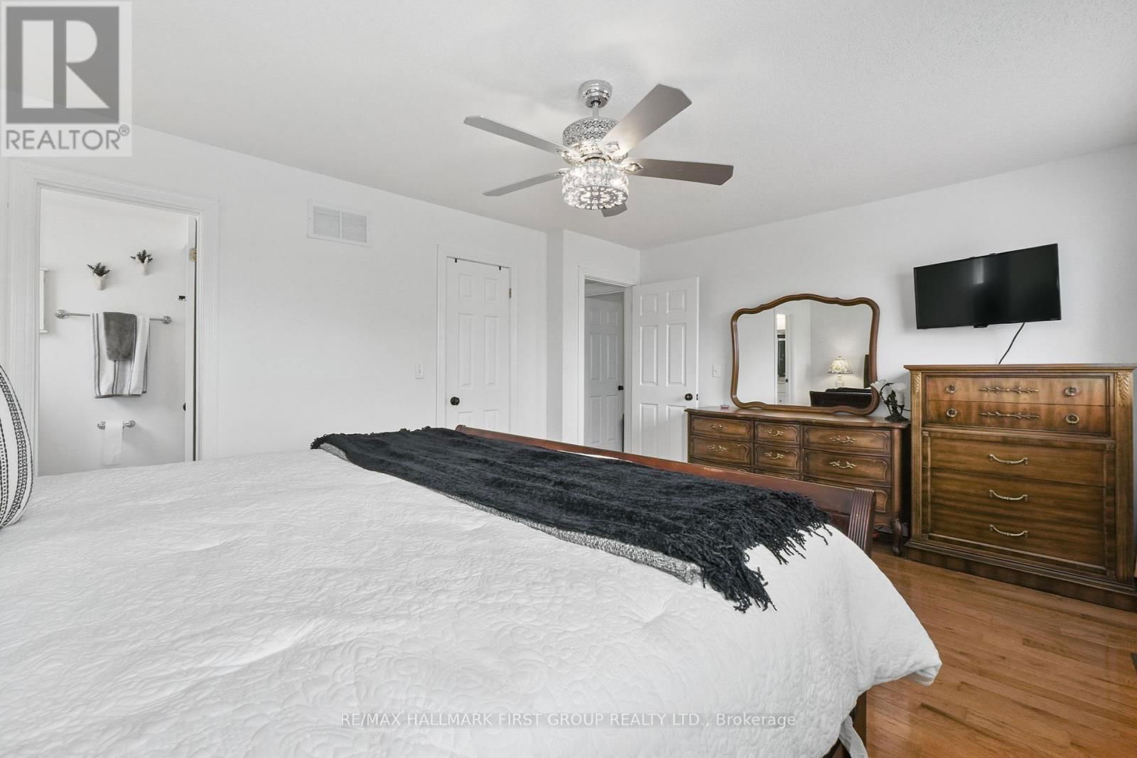 76 JARVIS DRIVE Image 21