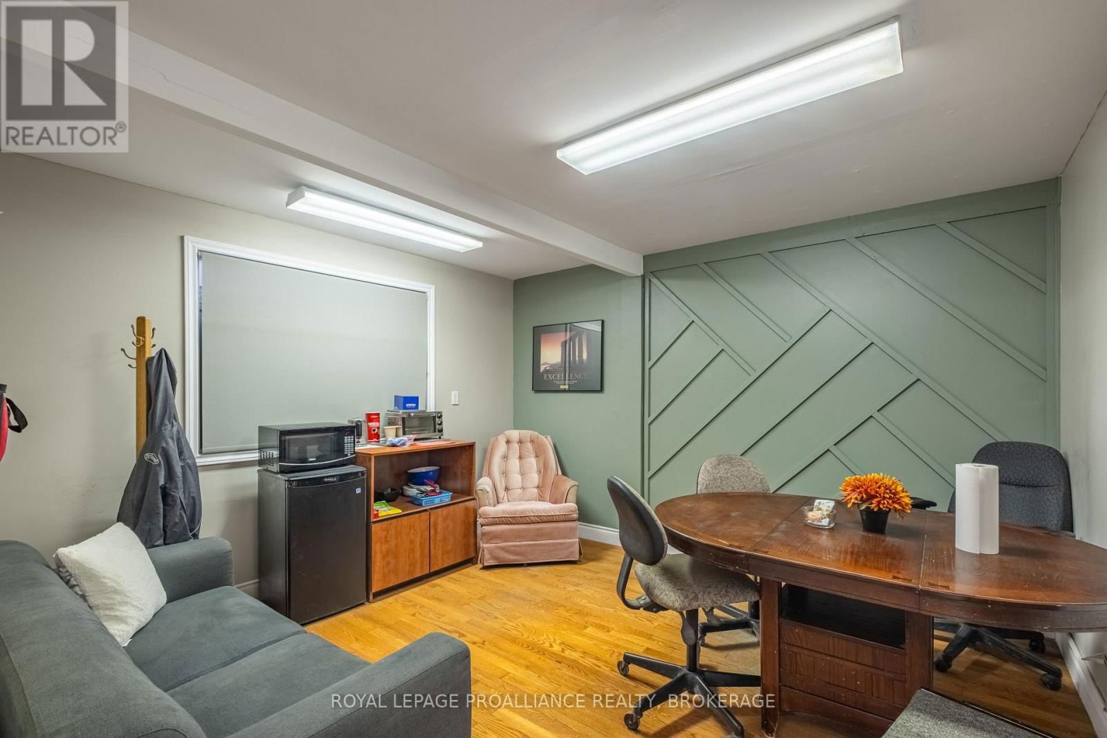 649 JUSTUS DRIVE Image 21