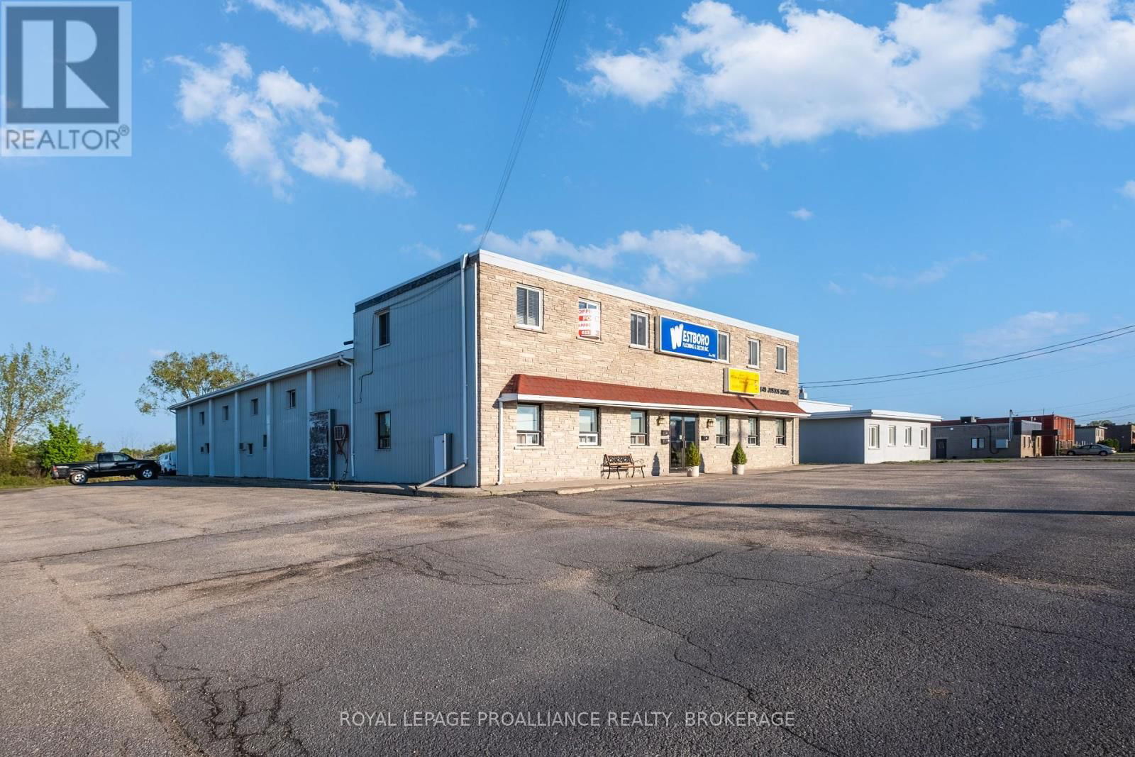 649 JUSTUS DRIVE Image 3