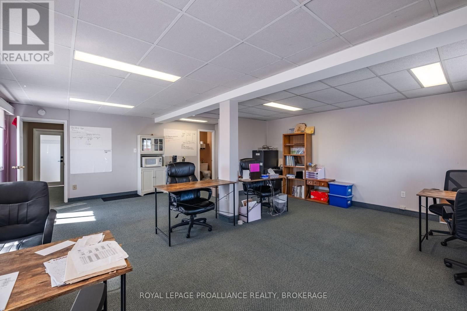 649 JUSTUS DRIVE Image 36