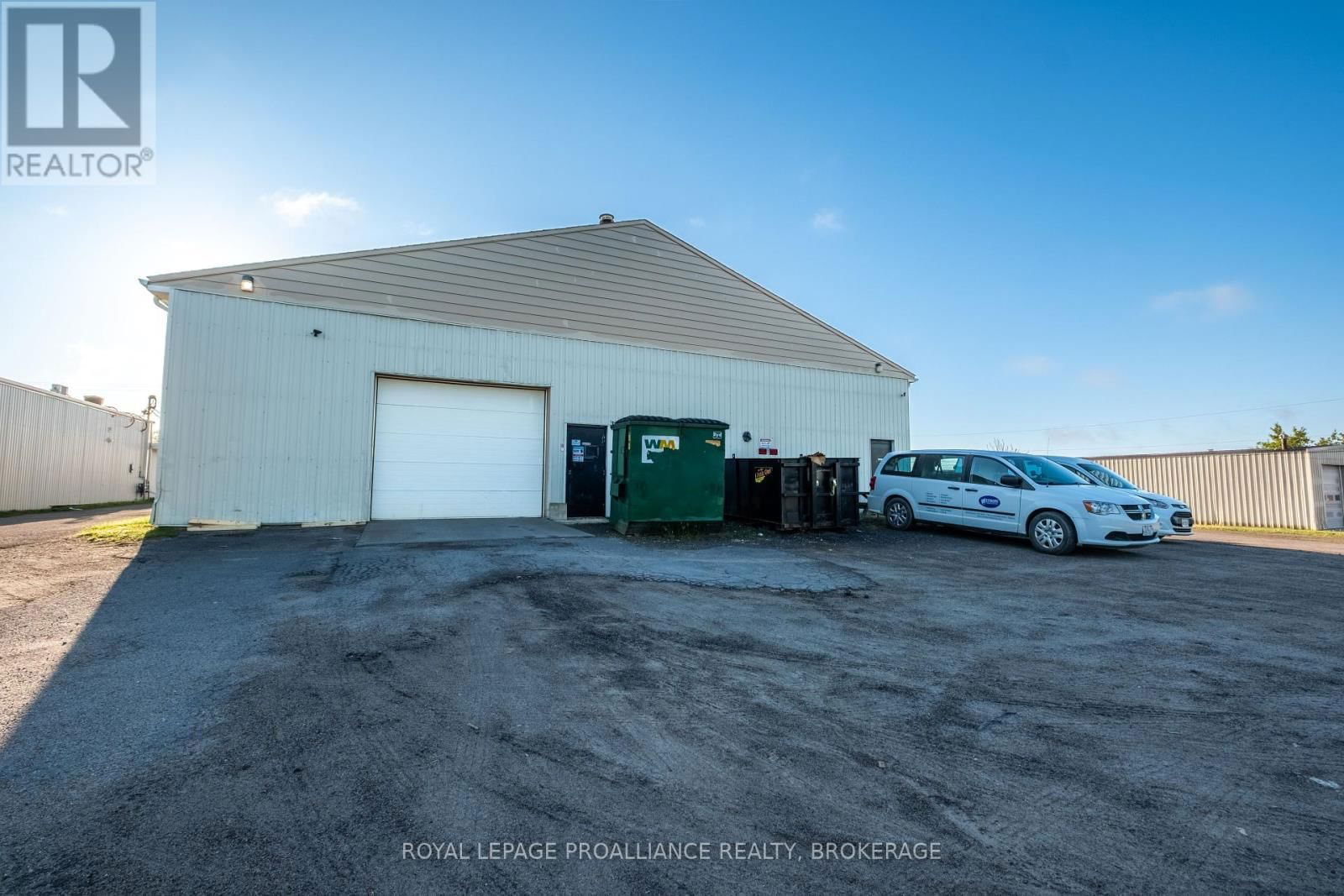 649 JUSTUS DRIVE Image 4