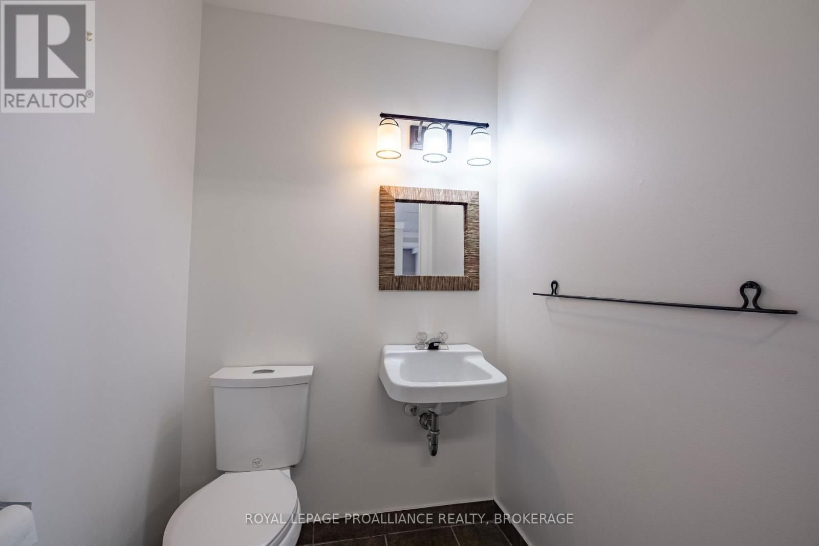 649 JUSTUS DRIVE Image 43