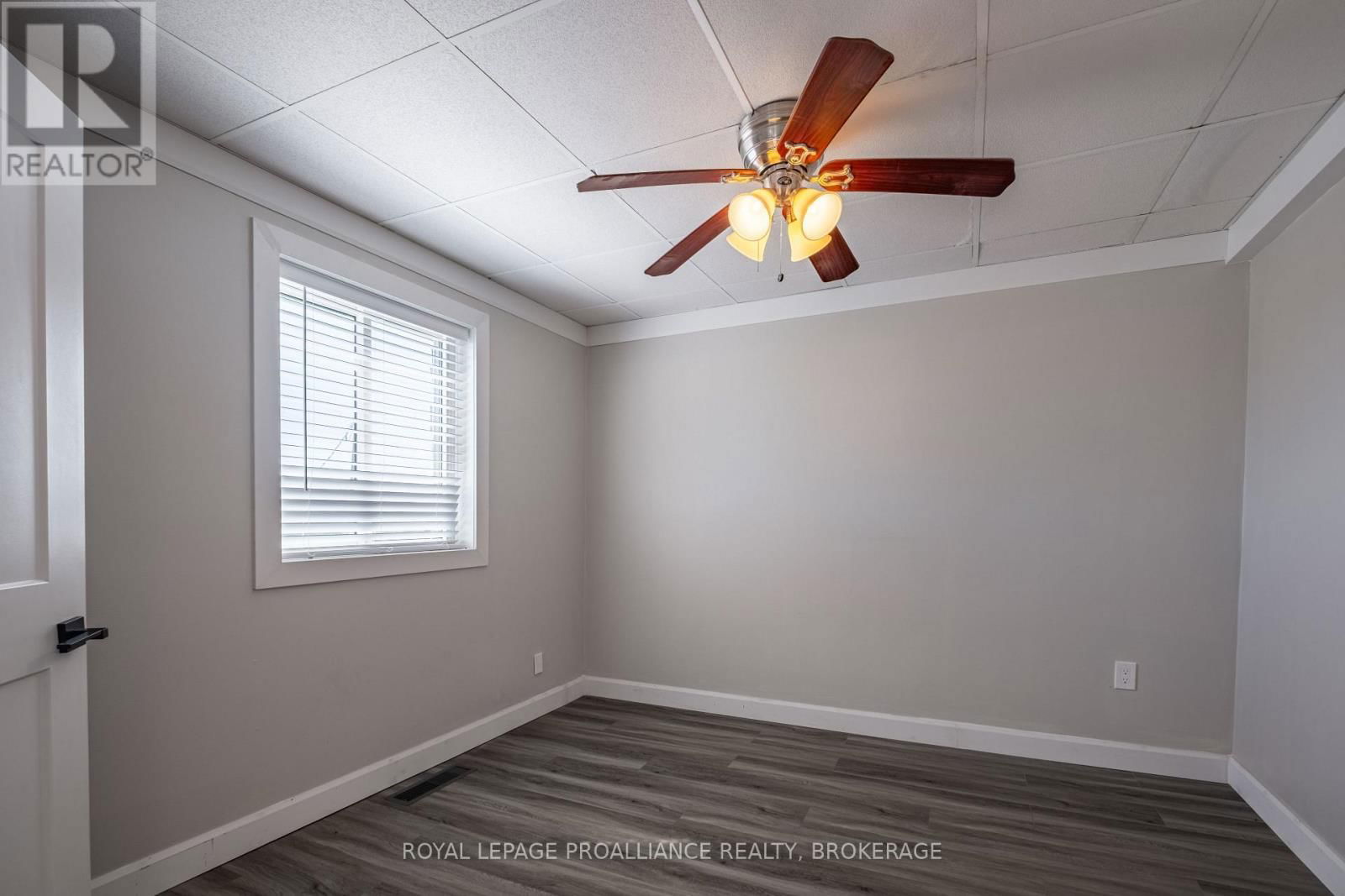 649 JUSTUS DRIVE Image 45