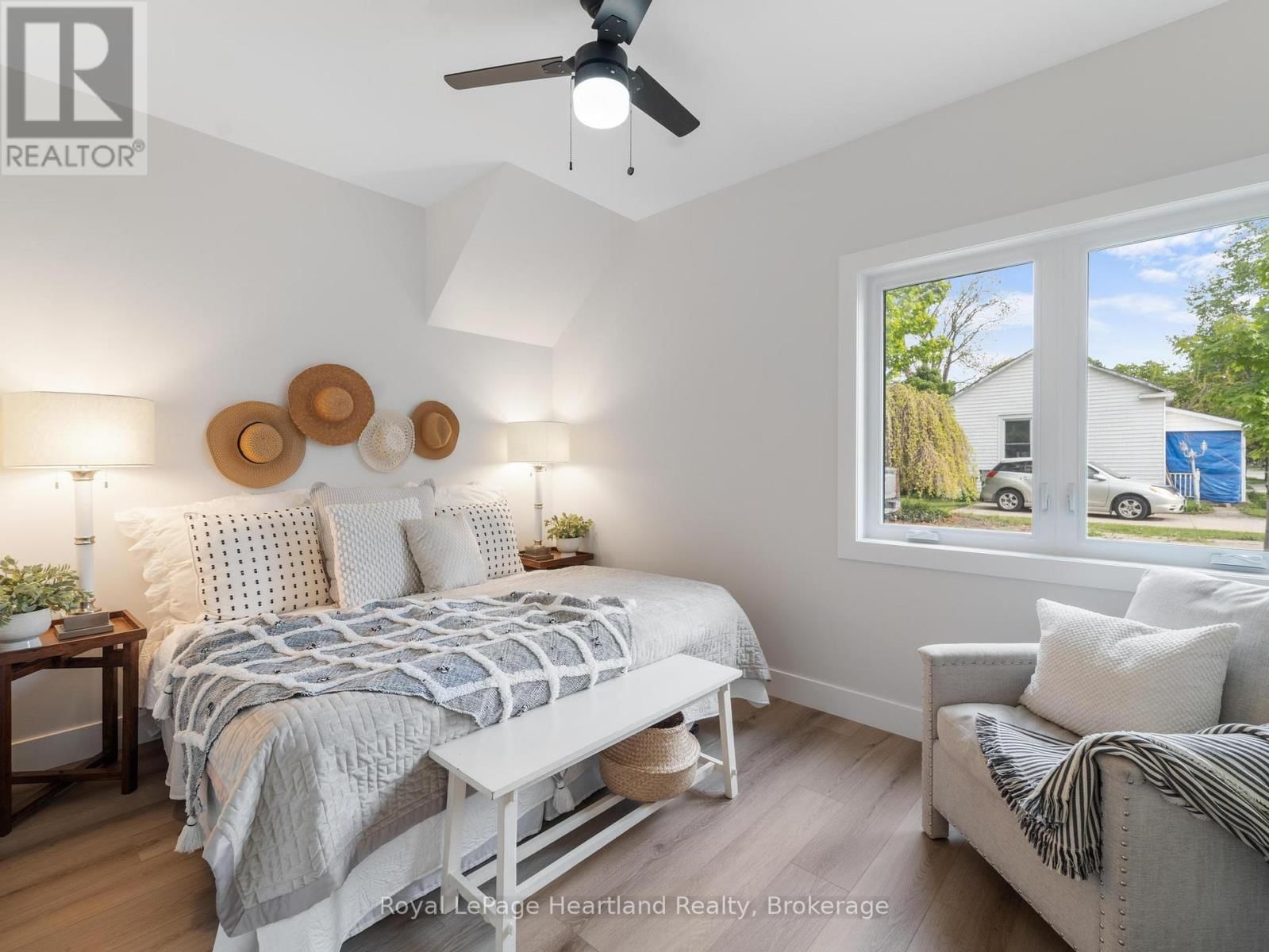 137 PALMERSTON STREET Image 24