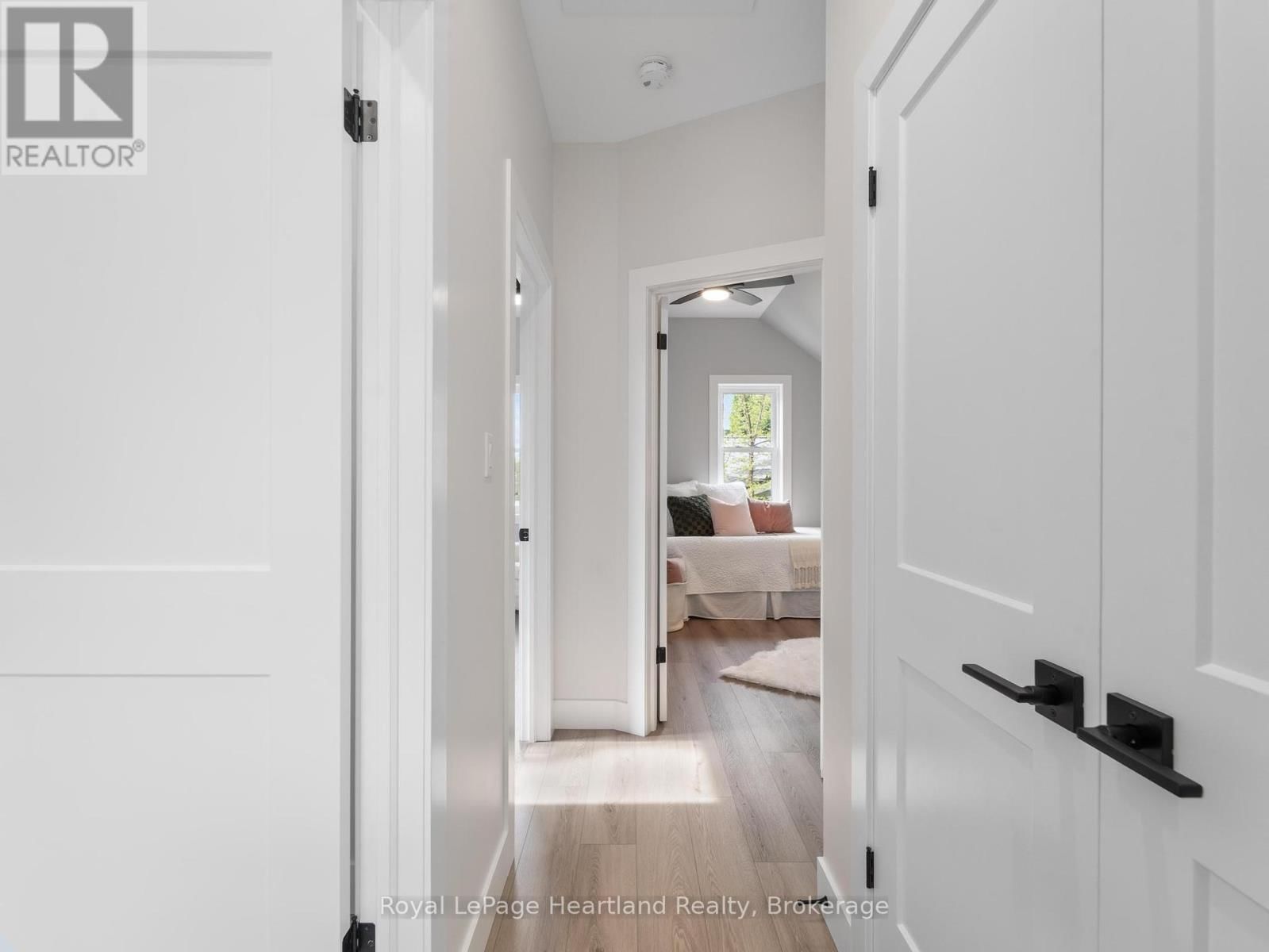 137 PALMERSTON STREET Image 30