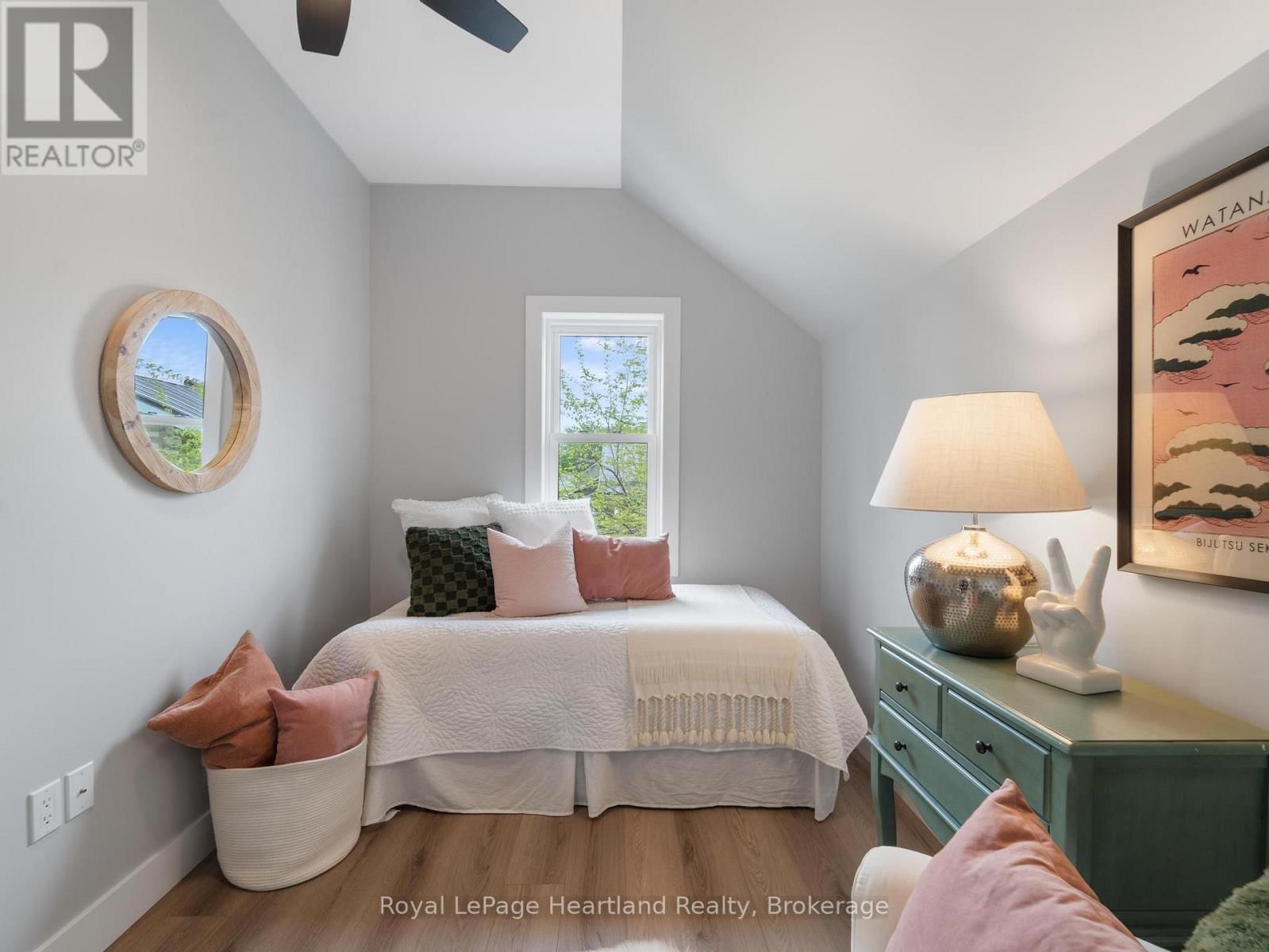 137 PALMERSTON STREET Image 34