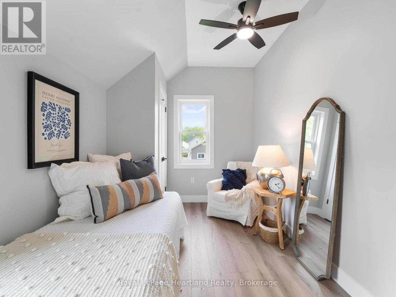 137 PALMERSTON STREET Image 36