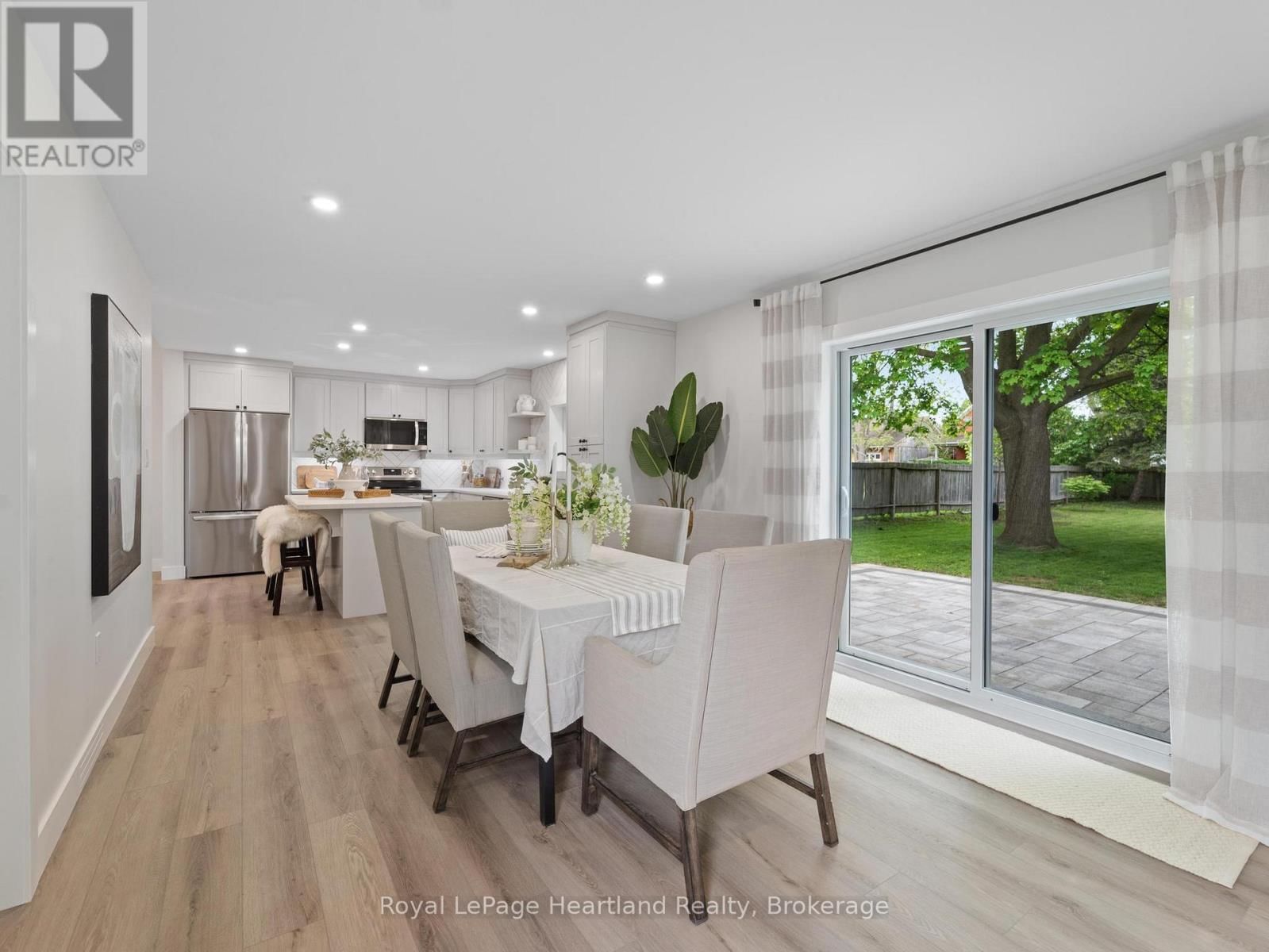 137 PALMERSTON STREET Image 4
