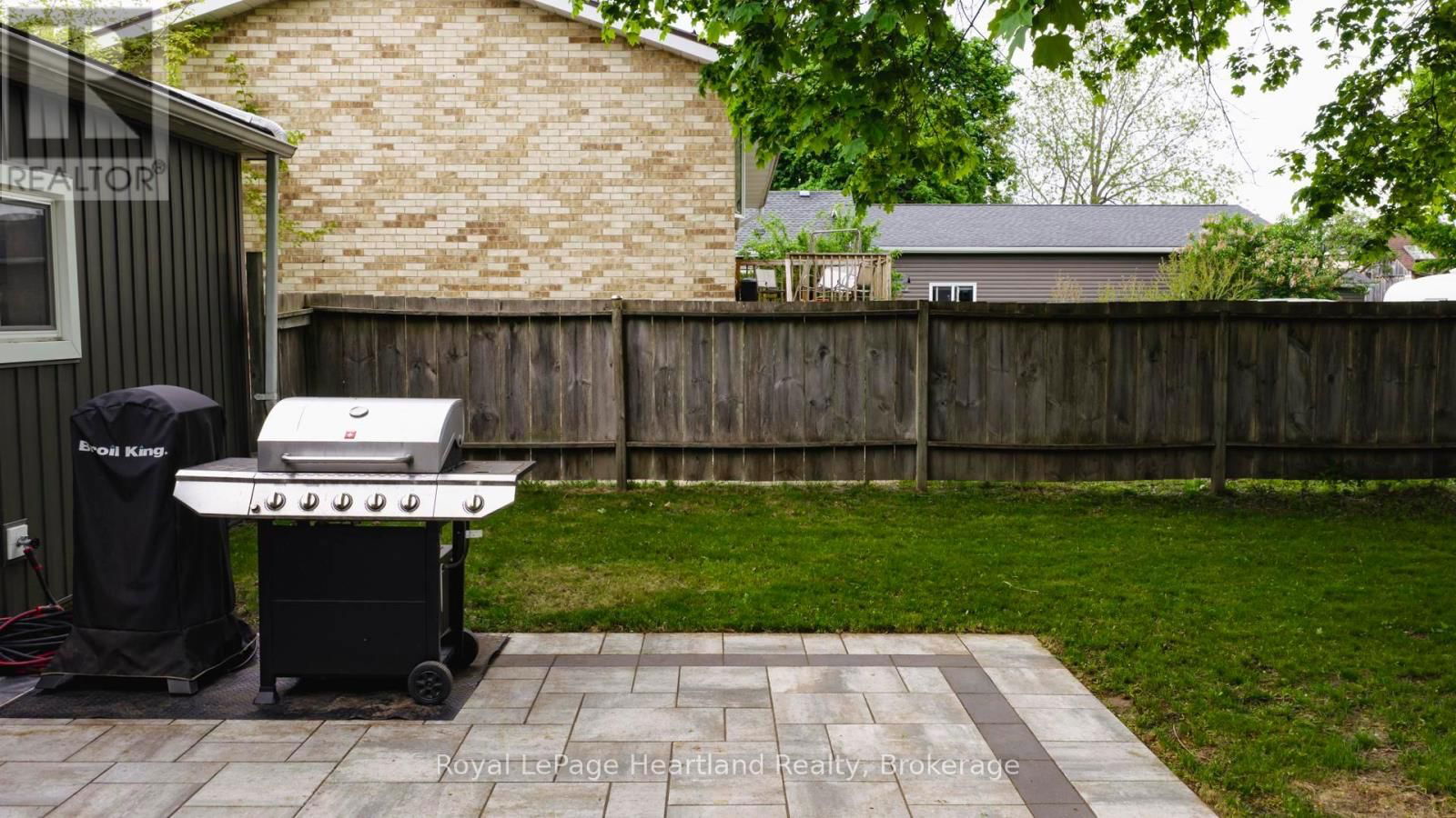 137 PALMERSTON STREET Image 40