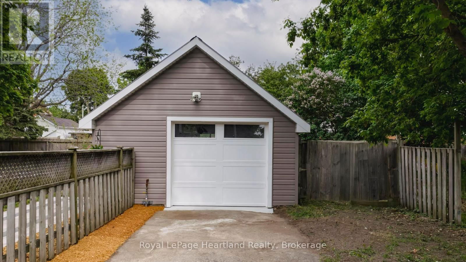 137 PALMERSTON STREET Image 42