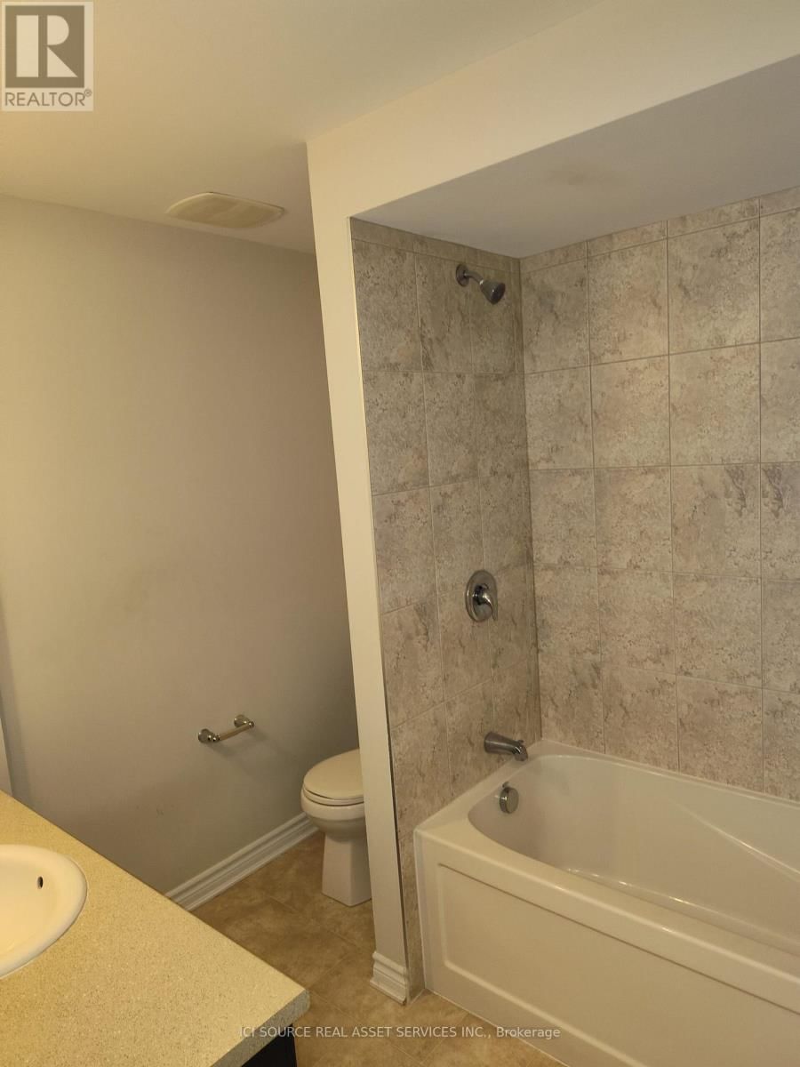 202 CONIFER CREEK CIRCLE Image 12