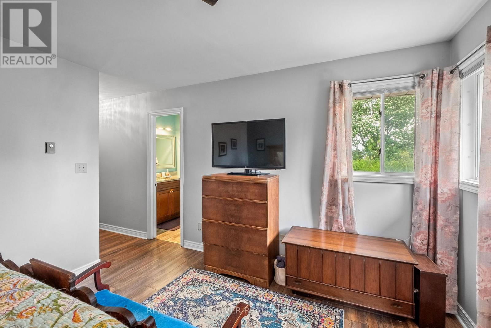 8 BRINTNELL BOULEVARD Image 19