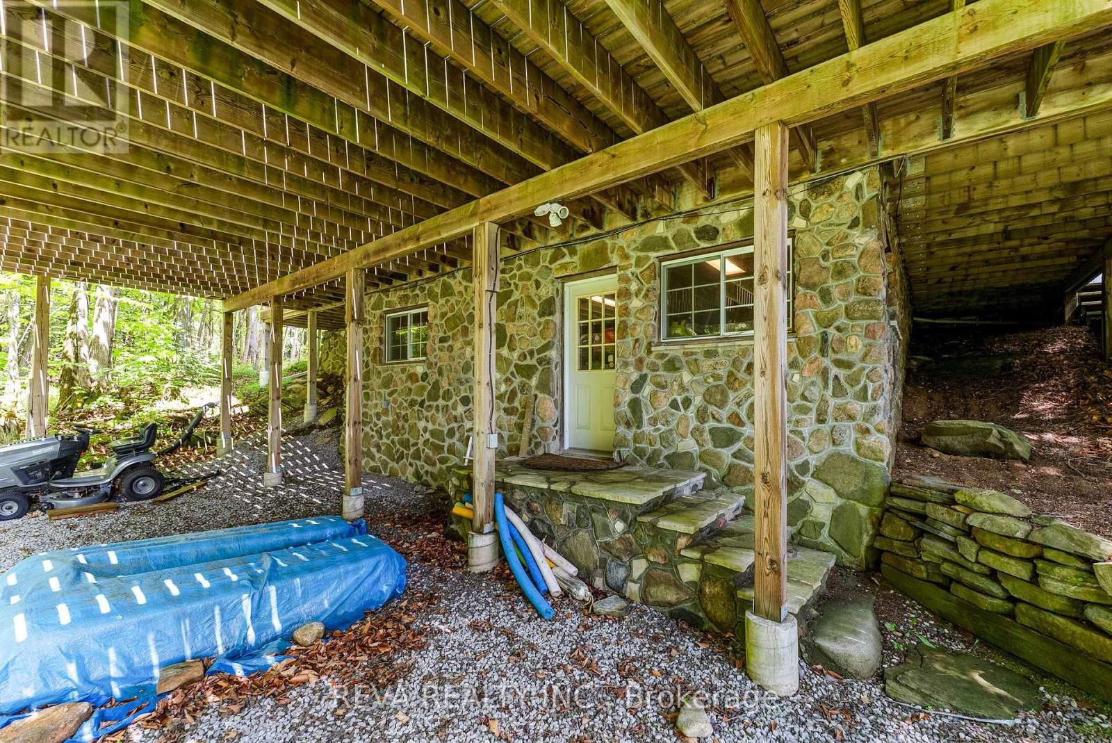 1407 SPOOKS BAY LANE Image 36