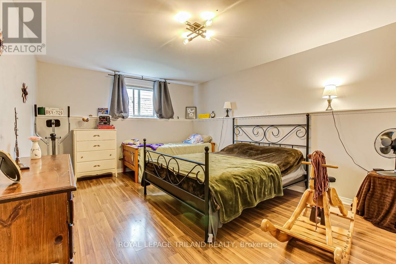 41805 NORTH STREET NORTH Image 21