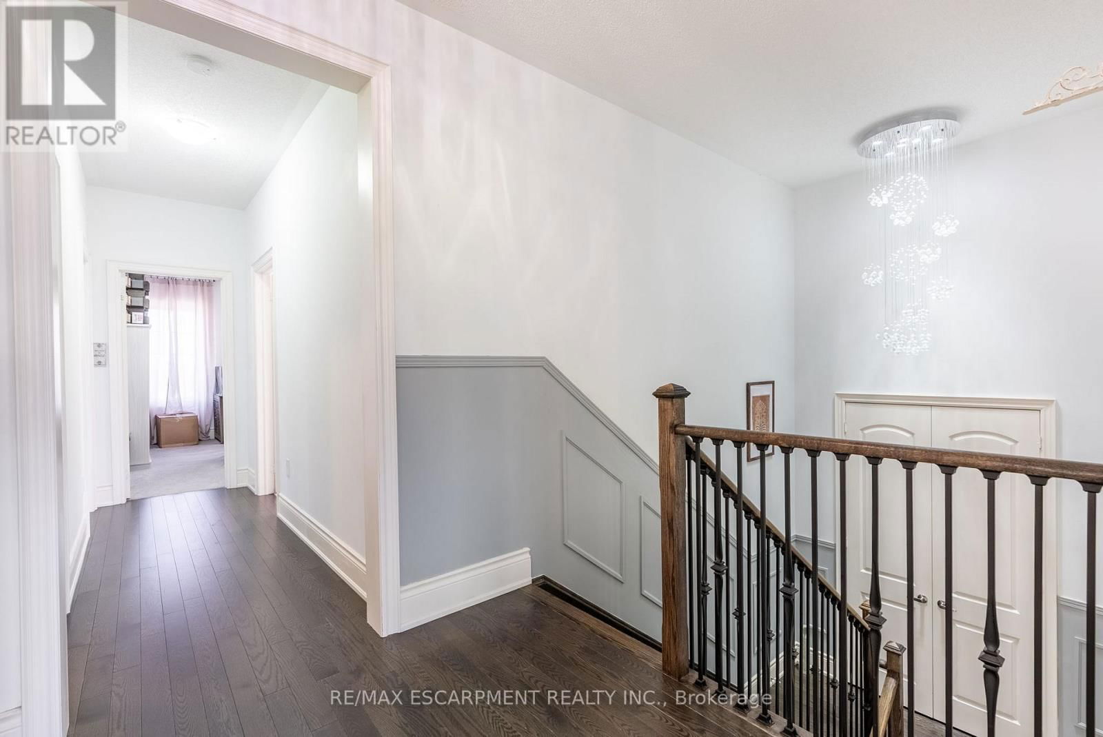 219 HUMPHREY STREET Image 10