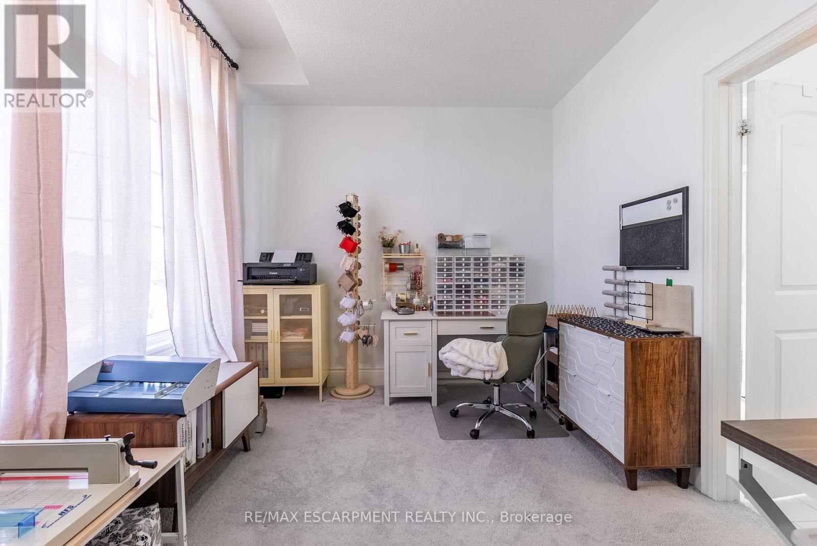 219 HUMPHREY STREET Image 19