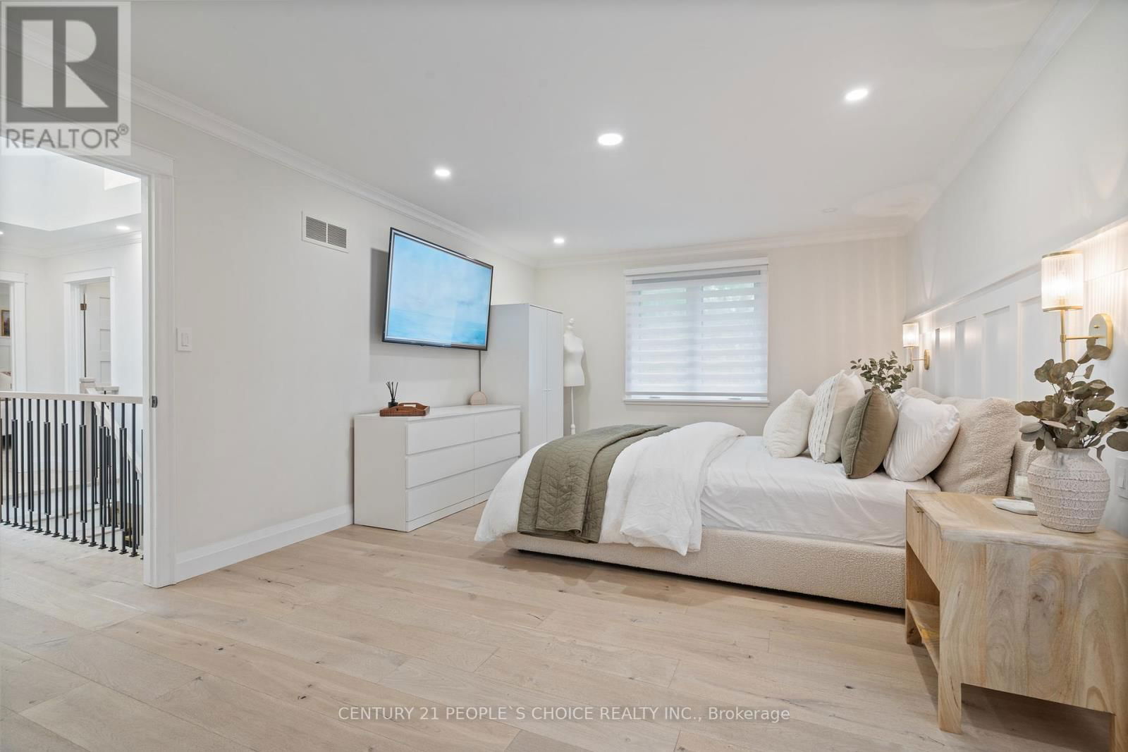 7 CARL CRESCENT Image 20