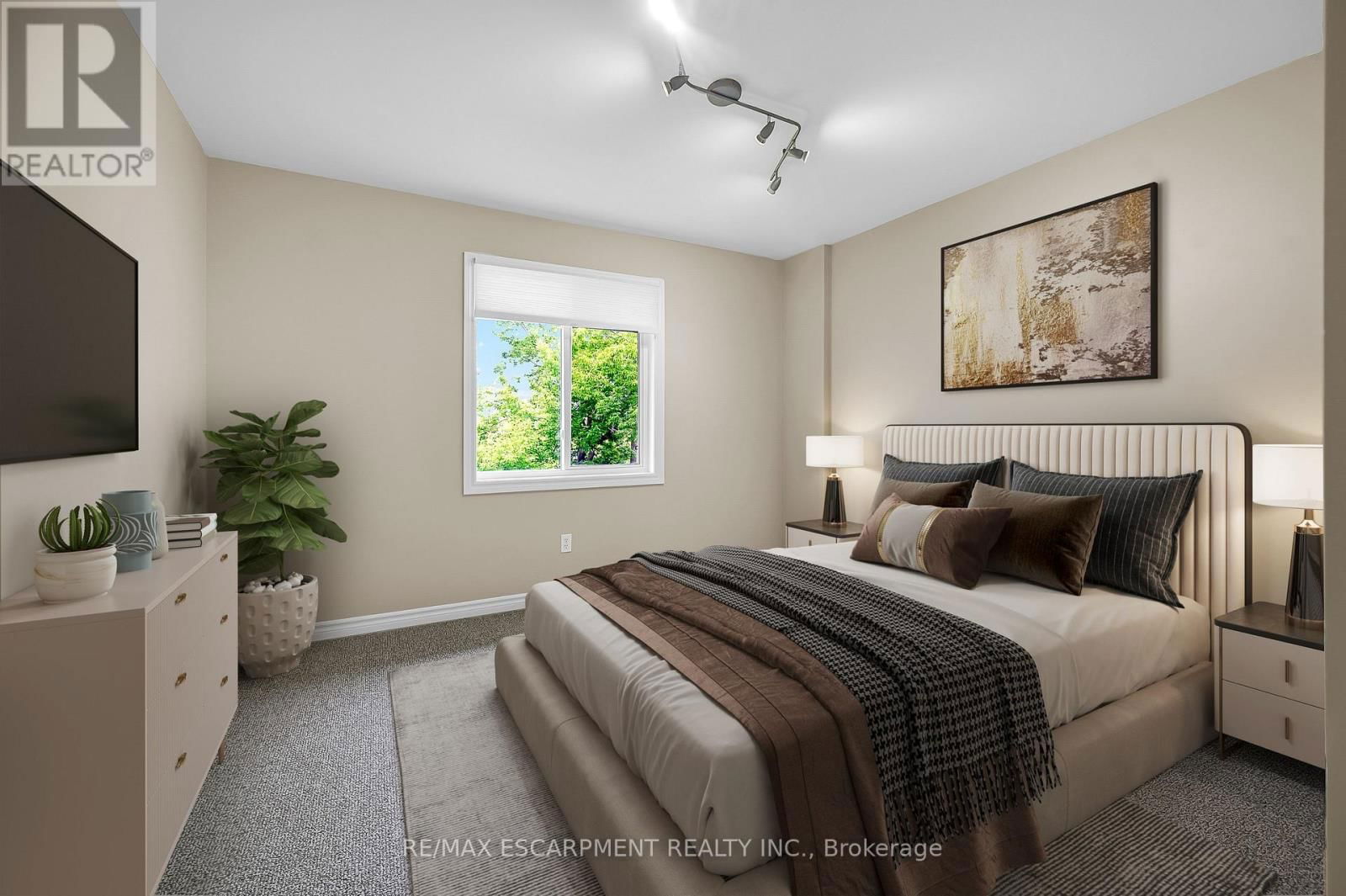 27A WALNUT STREET Image 19