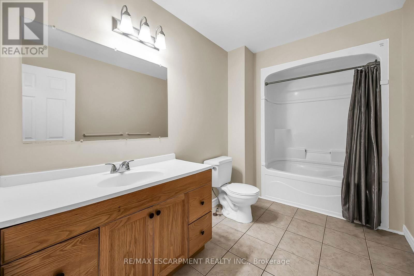 27A WALNUT STREET Image 21