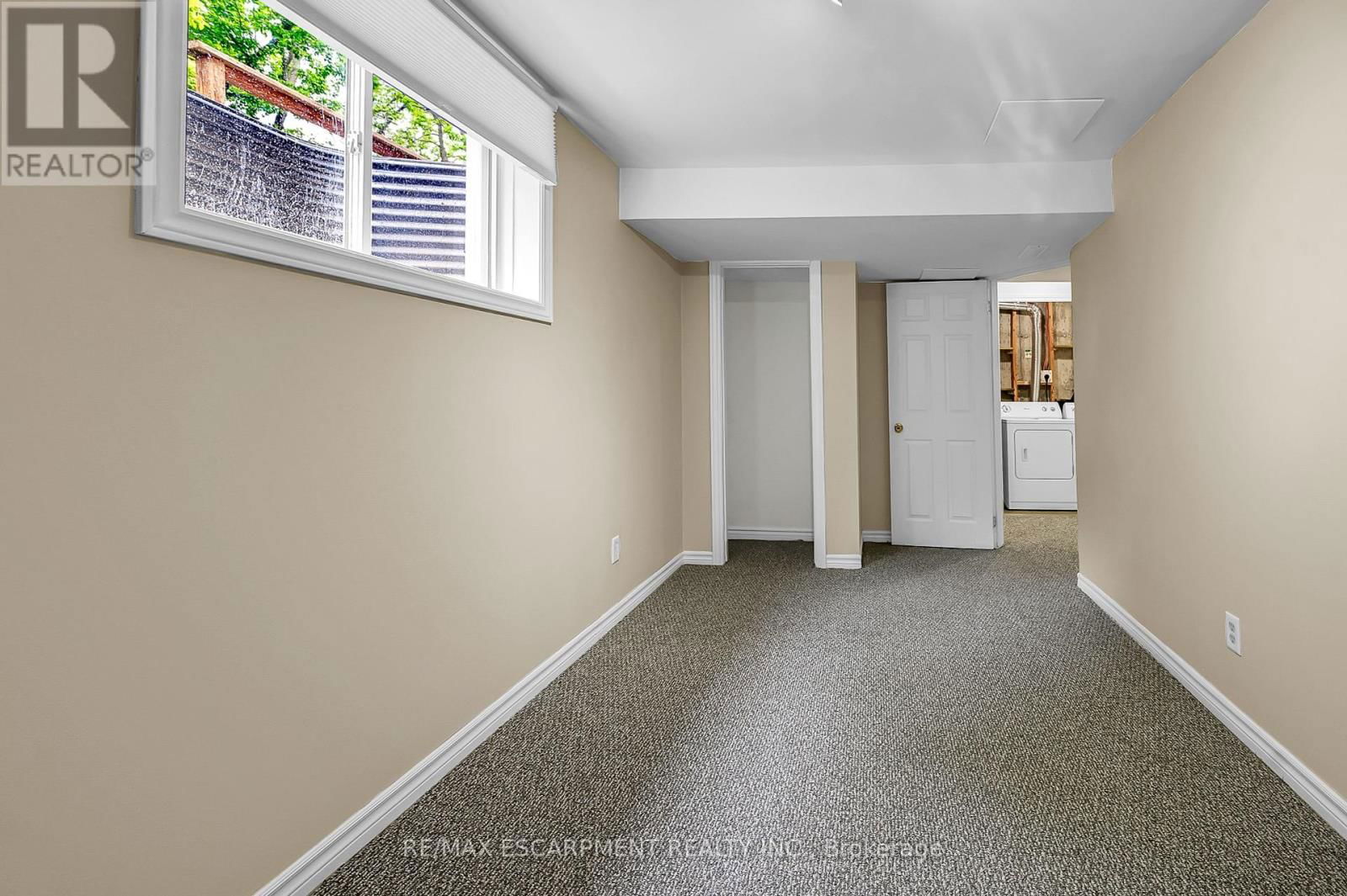 27A WALNUT STREET Image 25