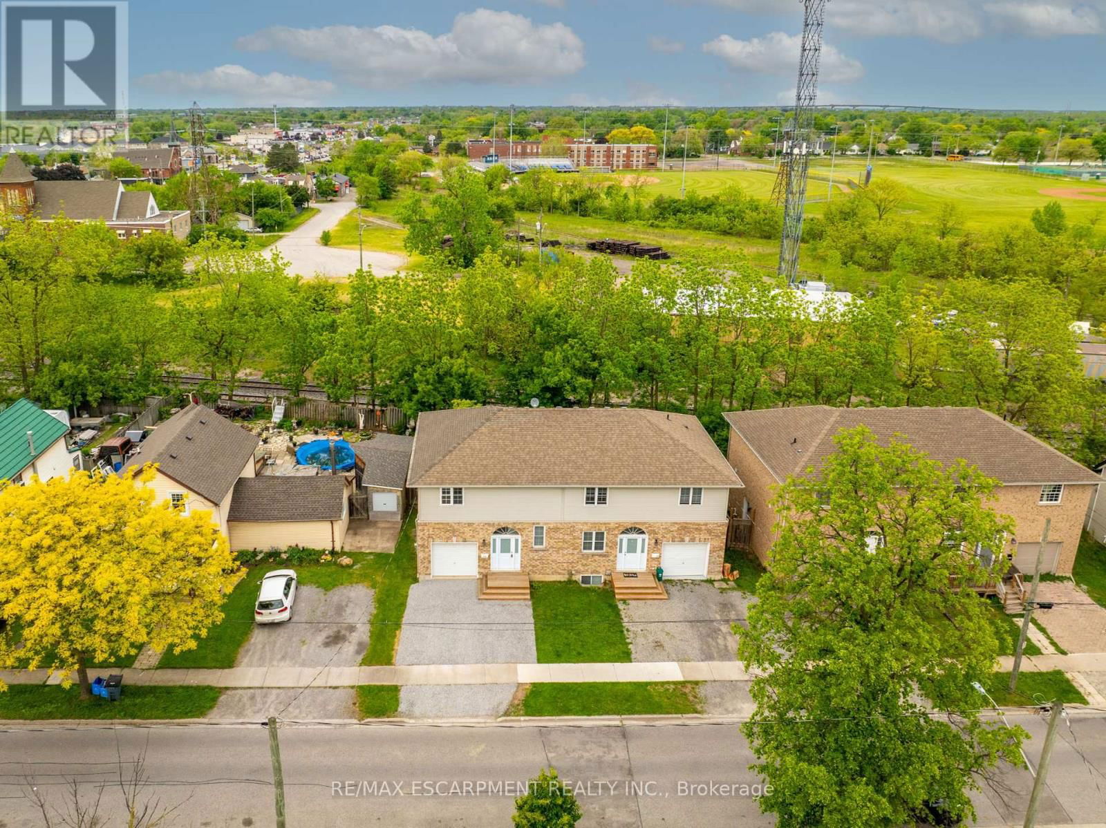 27A WALNUT STREET Image 38