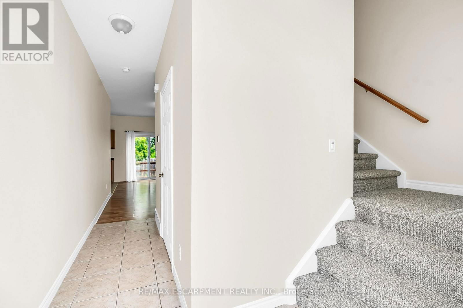 27A WALNUT STREET Image 4