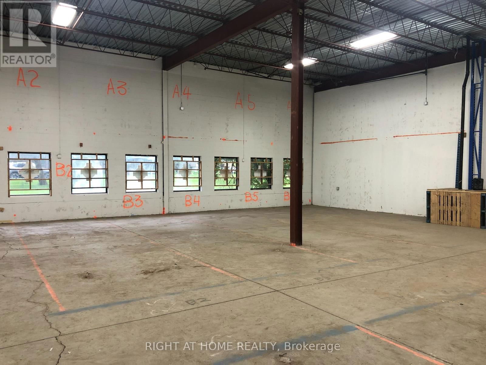 716 INDUSTRIAL AVENUE Image 14