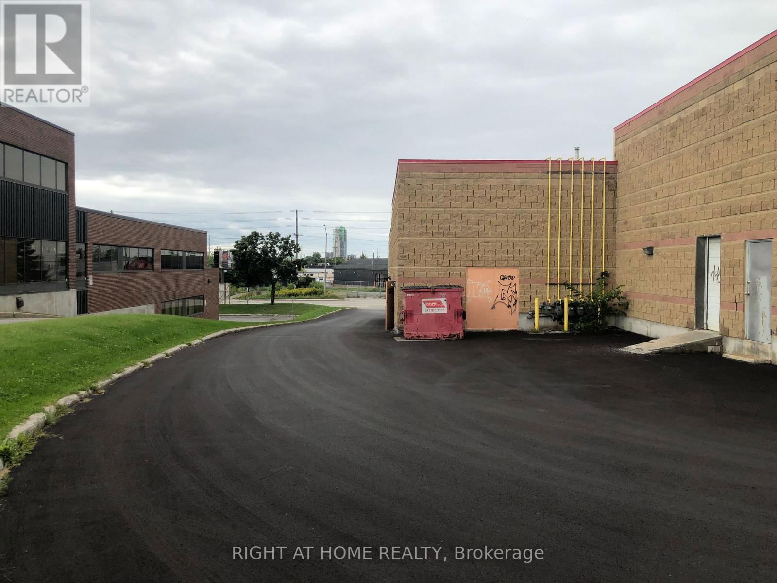 716 INDUSTRIAL AVENUE Image 18